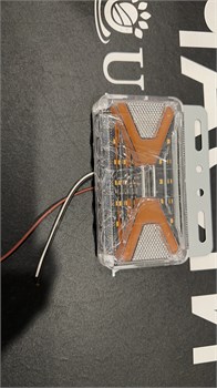 Габаритные огни для грузовиков желтые 24V 24V-1 - фото 4923