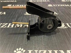 Подушка двигателя NCP10 задняя 123710M030