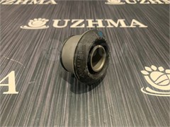 Сайлентблок SK82 переднего рычага передний S08334840A