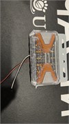 Габаритные огни для грузовиков желтые 24V 24V-1
