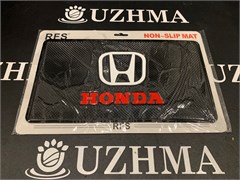 Коврик противоскользящий Honda на приборную панель 14397