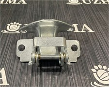 Петля дверная Toyota Hiace 68710-95J01 68710-95J01