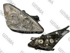 Фара Toyota WISH ZNE10 R 681 L4-1